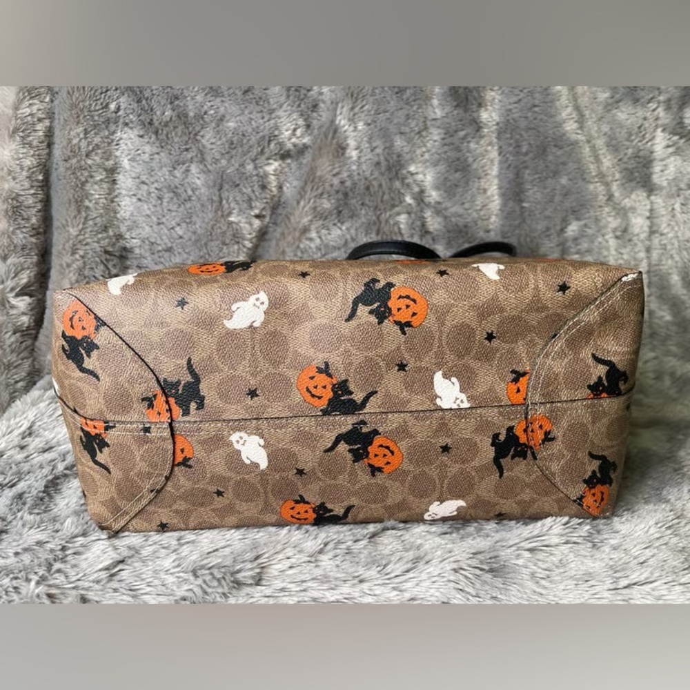 NWT COACH HALLOWEEN PT CITY TOTE CW450 - Picture 4 of 7